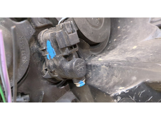 Фара передняя  Renault Scenic 2009-2012 левая 
