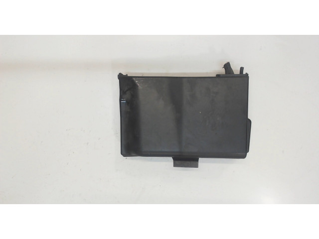 Блок предохранителей  Volkswagen Polo 2001-2005      6Q0931550F    1.2