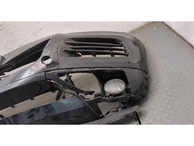 Бампер  Volkswagen Touareg 2010-2014 передний   
