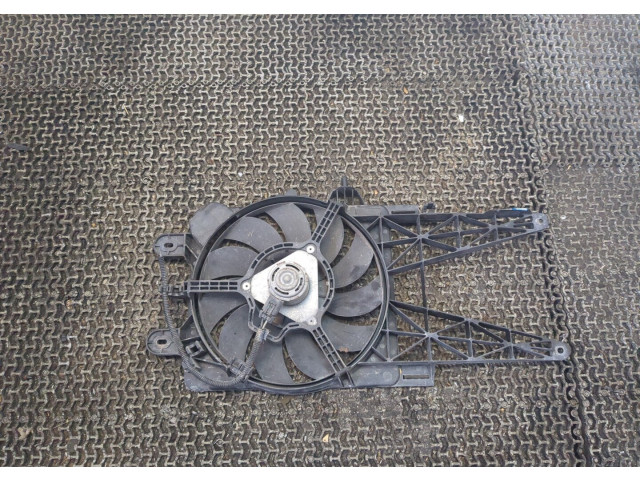 Вентилятор радиатора  Fiat Punto 1999-2003    1.2 бензин       