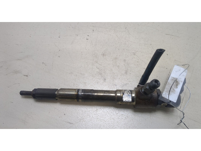 Форсунка топливная  Volkswagen Touran 2010-2015    03L130277S     