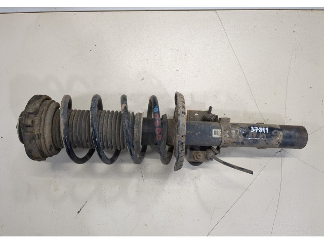Стойка амортизатора  Volkswagen Polo 2001-2005 6Q0413031BM, JZW413031G, 6Q0411105AE    1.2  бензин