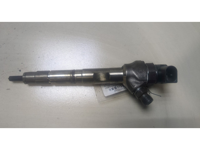Форсунка топливная  Volkswagen Passat 8 2015-    04L130277AD, 0445110473     