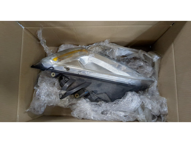 Фара передняя  Ford Focus 2 2005-2008 левая 