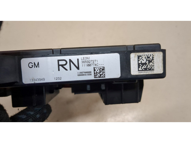 Блок предохранителей  Opel Astra J 2010-2017      13343949   
