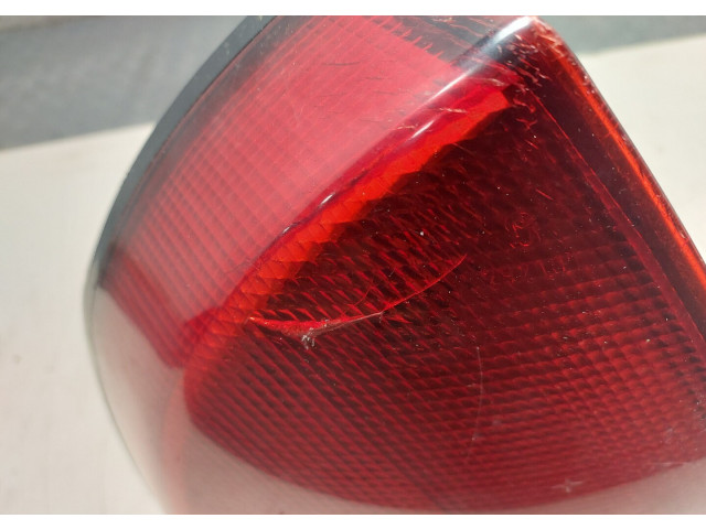 Задний фонарь     MR179505   Mitsubishi Carisma 