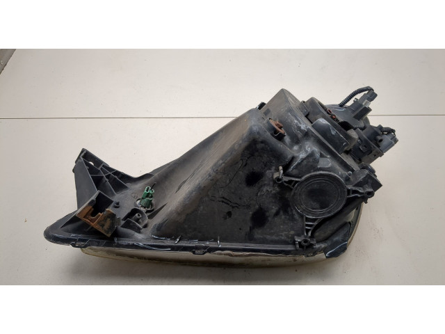 Фара передняя  Honda CR-V 2001-2006 правая 
