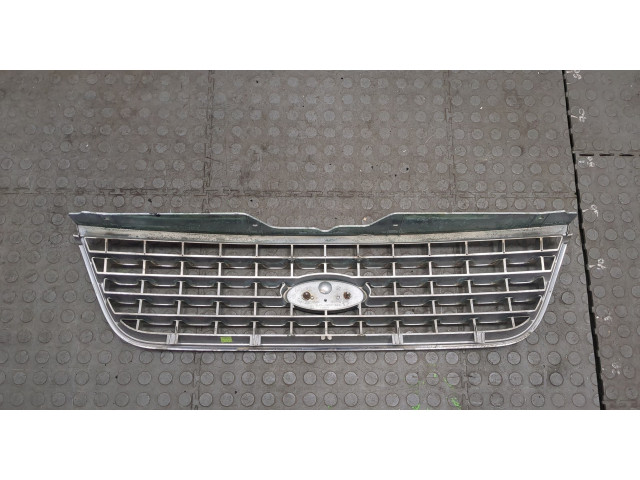 Решетка радиатора  Ford Explorer 2001-2006          5L248200