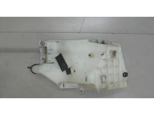 Бачок омывателя  GMC Envoy 2001-2009 15181118    4.2