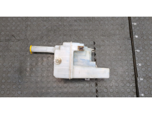 Бачок омывателя  Mazda 6 (GG) 2002-2008 GP9A67480   