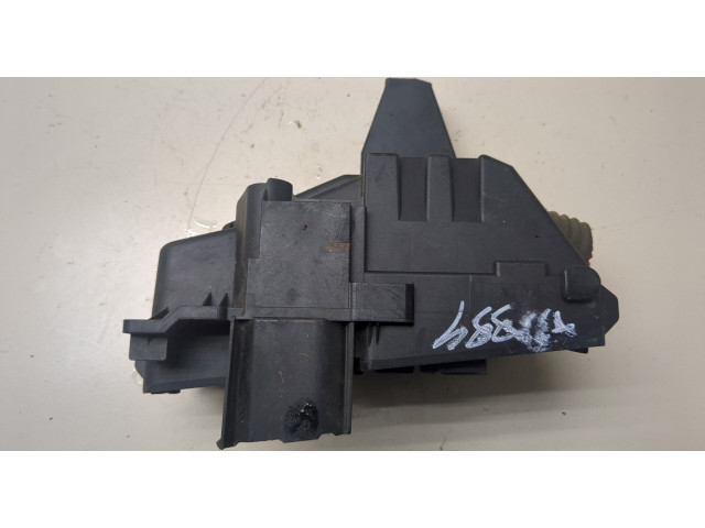 Блок предохранителей  Volvo XC90 2002-2006          2.4