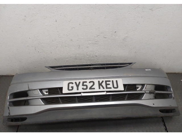 Бампер  Toyota Previa (Estima) 2000-2006 передний   