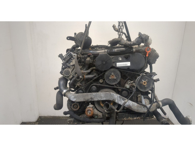 Форсунка топливная  Audi A8 (D3) 2005-2007         