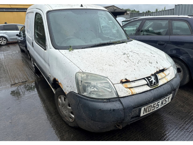 Форсунка топливная  Citroen Berlingo 2002-2008         