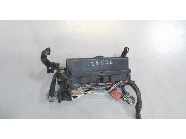 Блок реле  Nissan Micra K11E 1992-2002      243824B60, 2438351E01, 243826F700     1