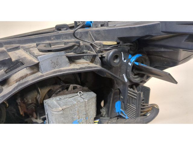 Фара передняя  BMW 5 E60 2003-2009 правая 