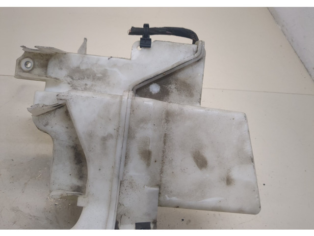 Бачок омывателя  BMW X3 E83 2004-2010    