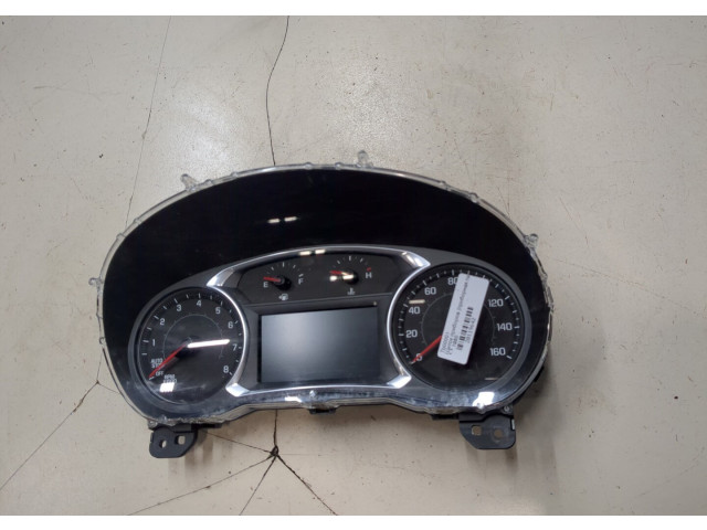 Панель приборов  Chevrolet Equinox 2017-       84562488     