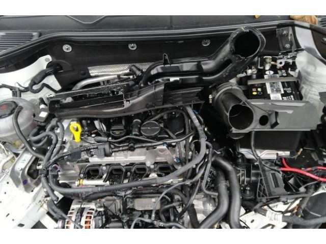 Стойка амортизатора  Volkswagen Taos 5qm413024b   1.5  бензин