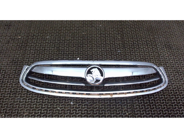 Решетка радиатора  Chevrolet Captiva 2011-2016          2.2 