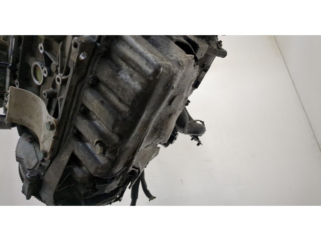 Генератор  Volkswagen Touran 2003-2006       06F903023FX    