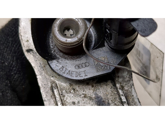 Форсунка топливная  Volkswagen Phaeton 2002-2010    059130277BD, 059130855AX     