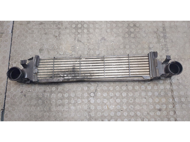 Интеркулер  Mercedes C W203 2000-2007 2.2  a2035000500    