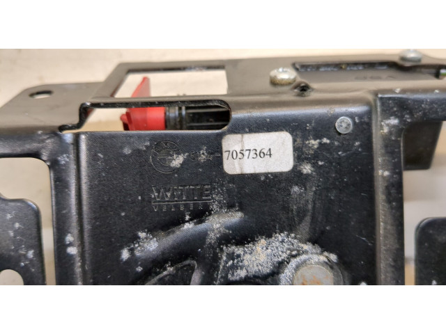 Замок багажника  BMW X3 E83 2004-2010       
