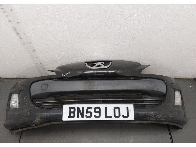 Бампер  Peugeot 308 2007-2013 передний   