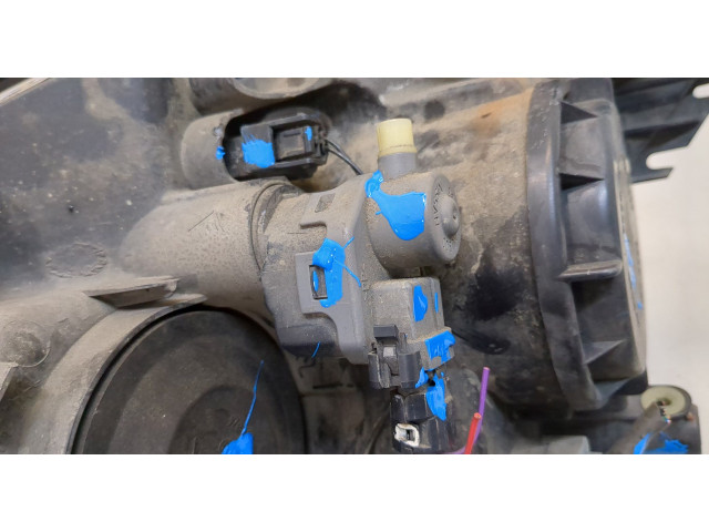 Фара передняя  Nissan Qashqai 2006-2013 правая 