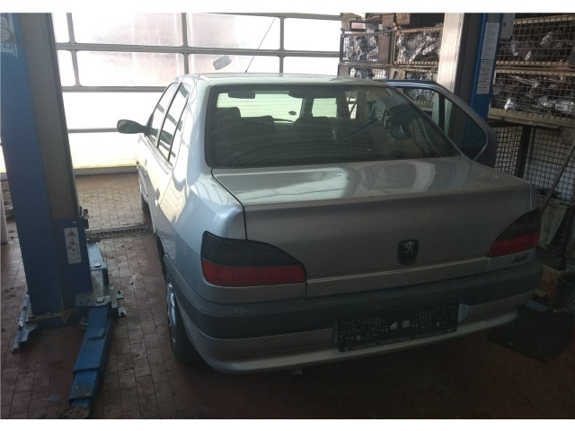 Подушка безопасности водителя  Peugeot 306     