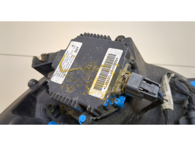 Фара передняя  Infiniti QX56 2004-2010 правая 
