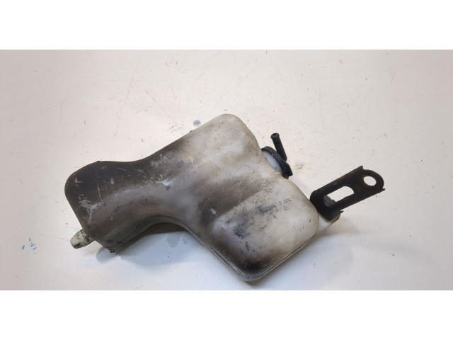 Бачок расширительный  Toyota RAV 4 1994-2000    
