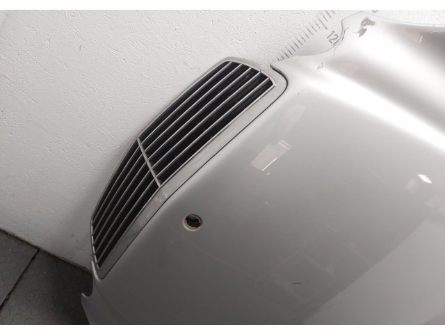 Решетка радиатора  Mercedes E W211 2002-2009          