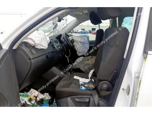 Бампер  Volkswagen Tiguan 2011-2016 задний    5N0807421G