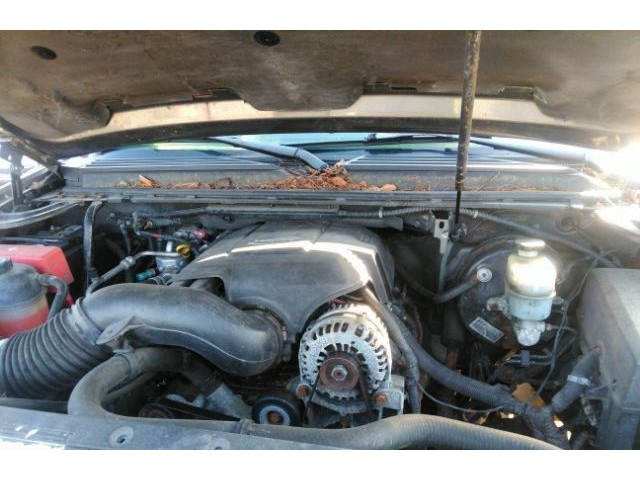 Стойка амортизатора  Chevrolet Tahoe 2006-2014 20765171, 25876851    5.3  бензин