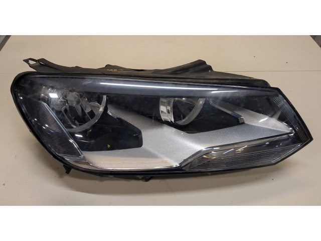 Фара передняя  Volkswagen Touareg 2010-2014 правая 