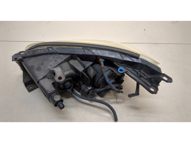 Фара передняя  Toyota RAV 4 2006-2013 правая 