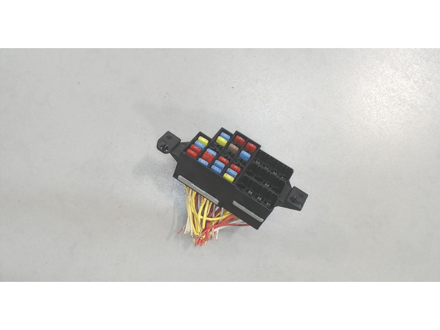 Блок предохранителей  Renault Clio 1998-2008      7703297597    1.2
