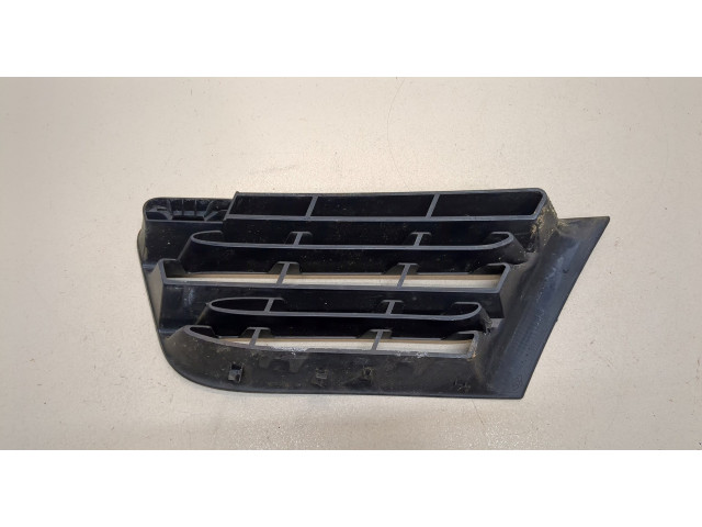 Решетка радиатора  Renault Scenic 2003-2009          