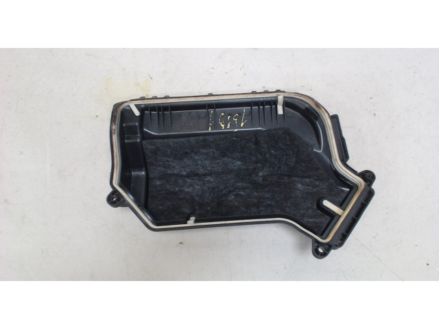 Крышка блока предохранителей  Audi Q5 2008-2017      8k1907613b    3.2