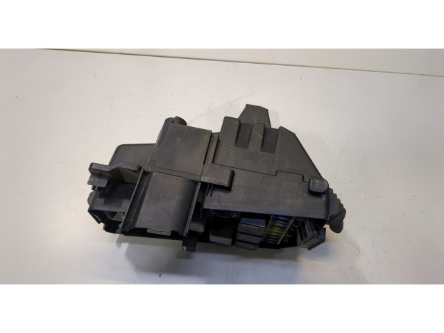 Блок предохранителей  Volvo XC90 2002-2006          3.2