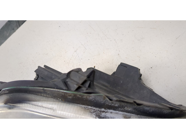 Фара передняя  Toyota Auris E15 2006-2012 правая 