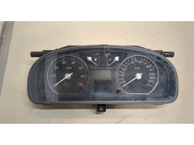Панель приборов  Renault Laguna 2 2001-2007       8200170311     