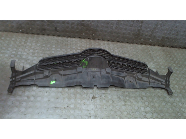 Решетка радиатора  Toyota Auris E15 2006-2012            5311102390