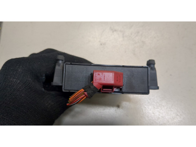 Блок комфорта  Volkswagen Tiguan 2011-2016      7n0907530ag   