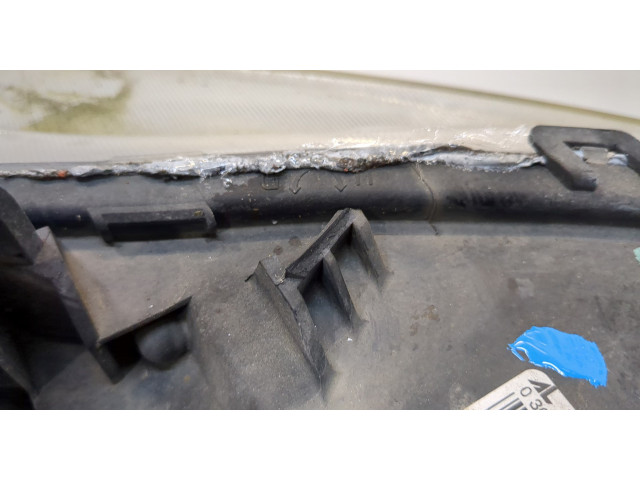 Фара передняя  Honda Civic 2005-2012 правая 