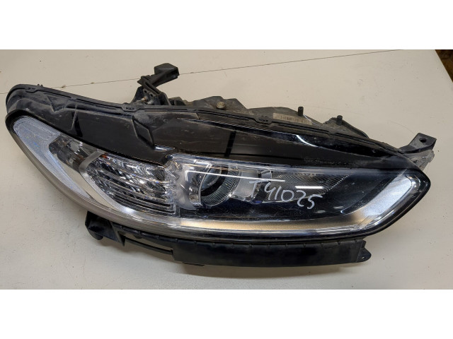 Фара передняя  Ford Mondeo 5 2015- правая 