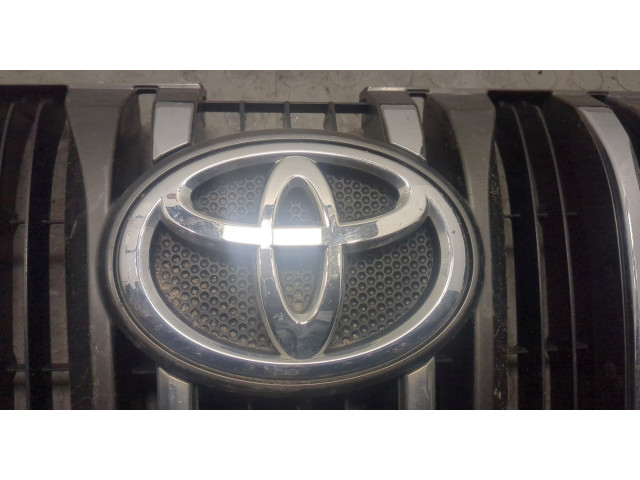 Решетка радиатора  Toyota Land Cruiser Prado (150) - 2009-          