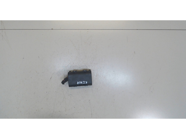 Блок предохранителей  Volkswagen Transporter 5 2003-2009      7H0937617     2.5